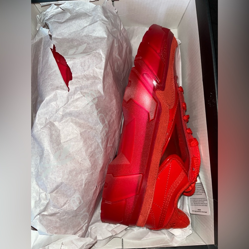 Red cardi b Reebok - Picture 2 of 5